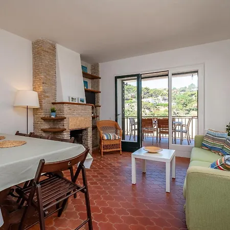 Sr-16 Sa Riera 6 Pax Apartment Begur
